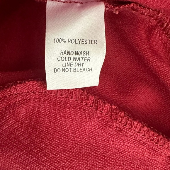 Lulus Moxie Wine Red Corduroy Skirt Size Medium With Snap fron - Picture 11 of 11